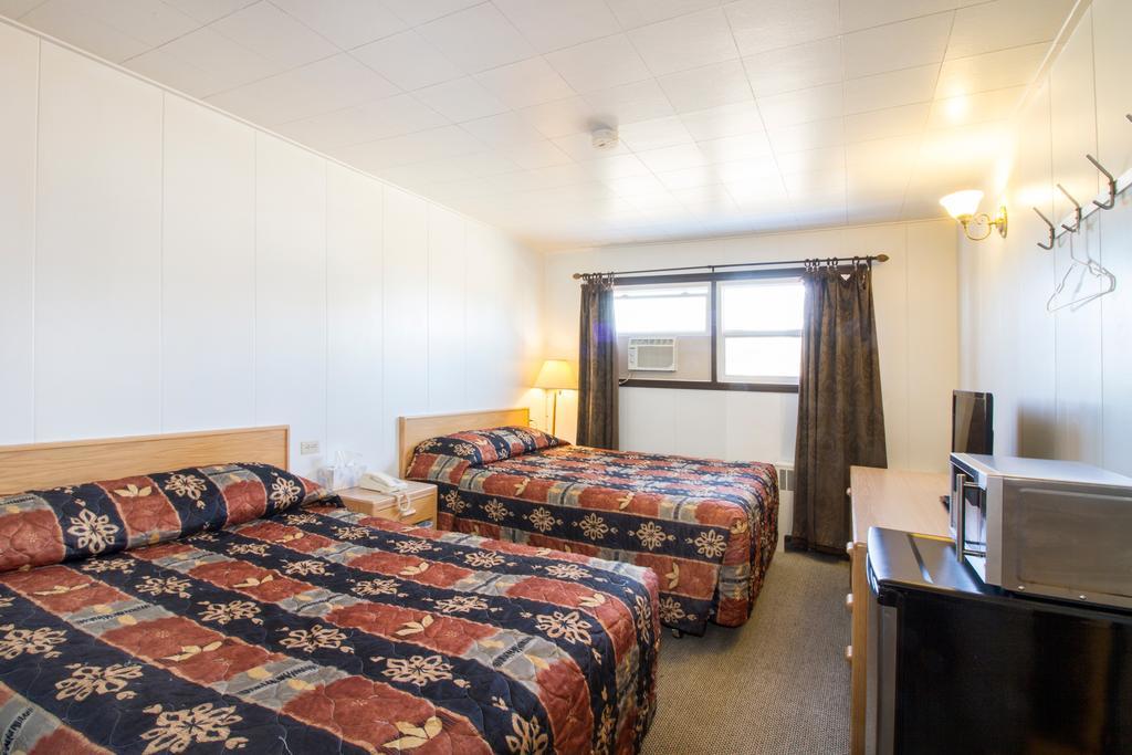 Lagana Hotel Lanigan Екстериор снимка