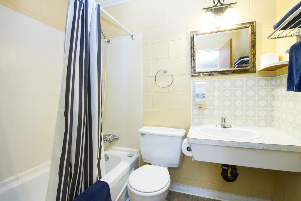 Lagana Hotel Lanigan Екстериор снимка